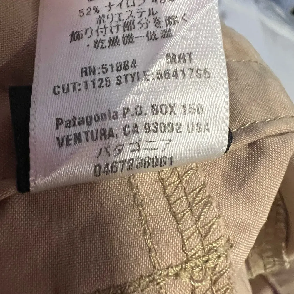 Patagonia Women's Inter Continental Capris Size 8 - Image 7