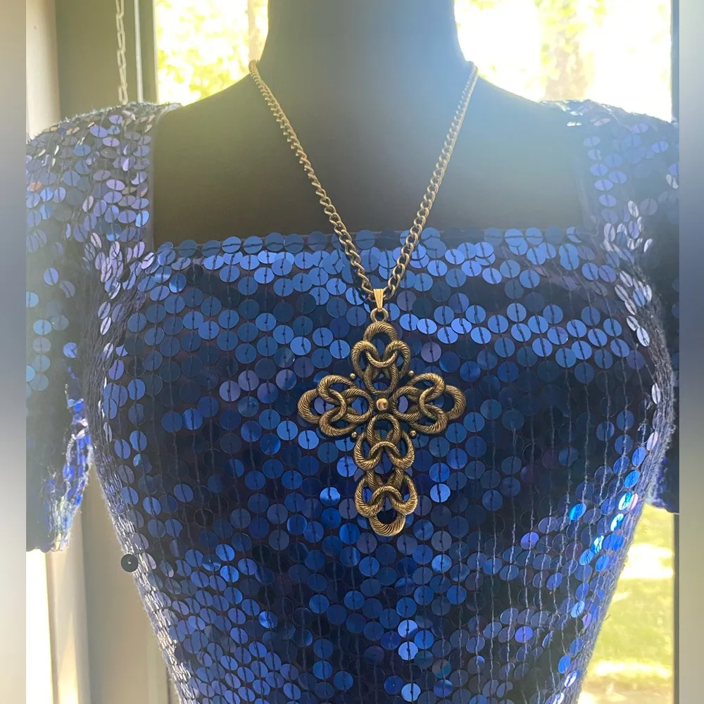 Vintage 70s Sarah Coventry silver metal scroll cross necklace - Image 10