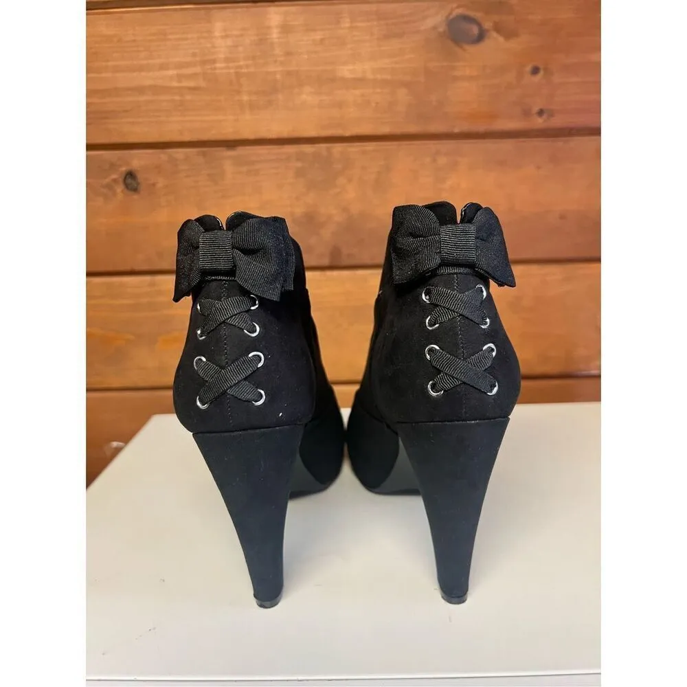 G By Guess Tarrah Black Suede Heeled Bowed Boots Sz 8.5 - Image 3