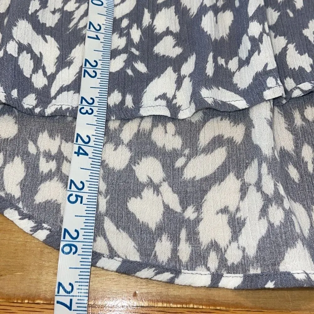 Fun2Fun Womens‎ Animal Print V-neck Ruffle Ari Rayon Blouse Top Gray Small - Image 10