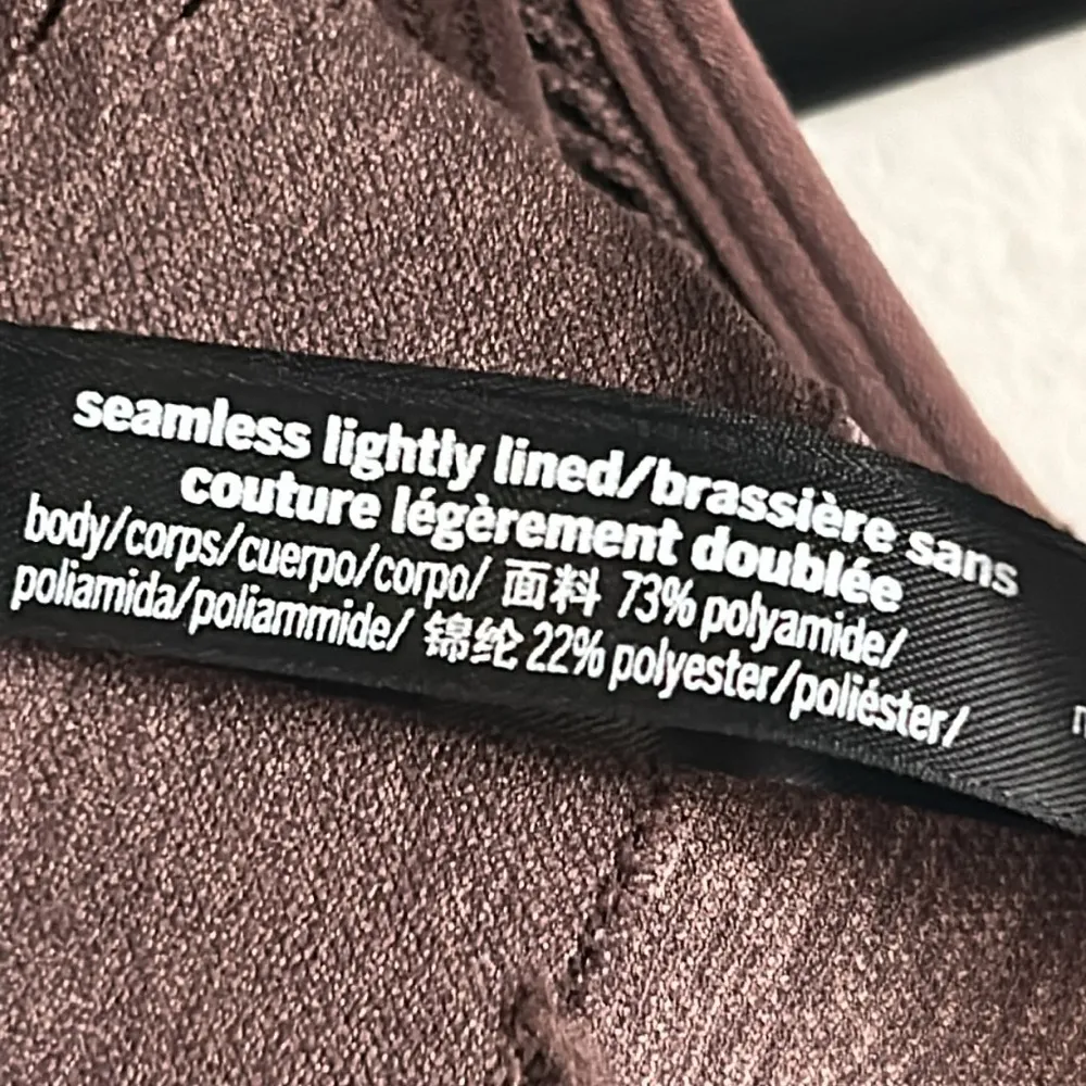 VS PINK SEAMLESS LIGHTLY LINED ATHLETIC SPORTS WORKOUT BRA - Image 10