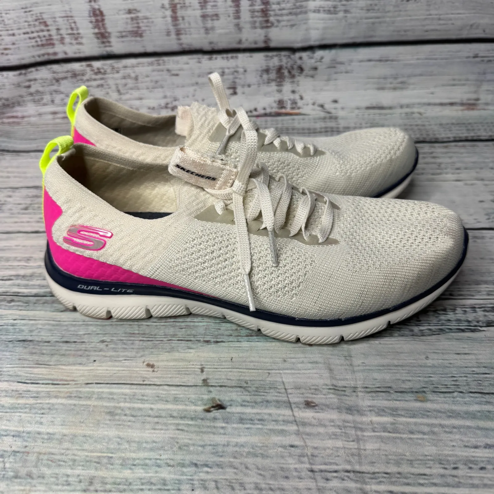 Skechers Wide Fit Air-Cooled Memory Foam Sneakers Women’s 9 – White / Neon Pink - Image 3