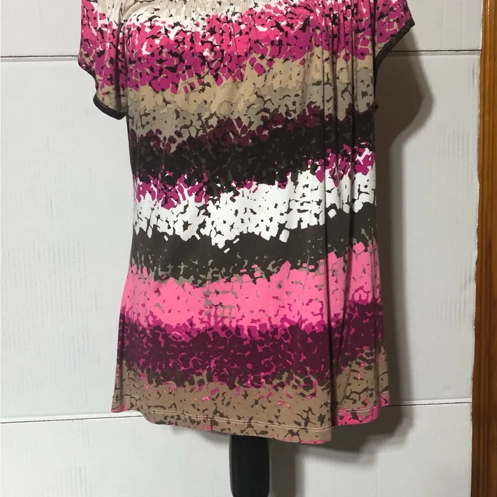 Christopher Banks XL WONEN’s summer top in pink white and brown. - Image 6