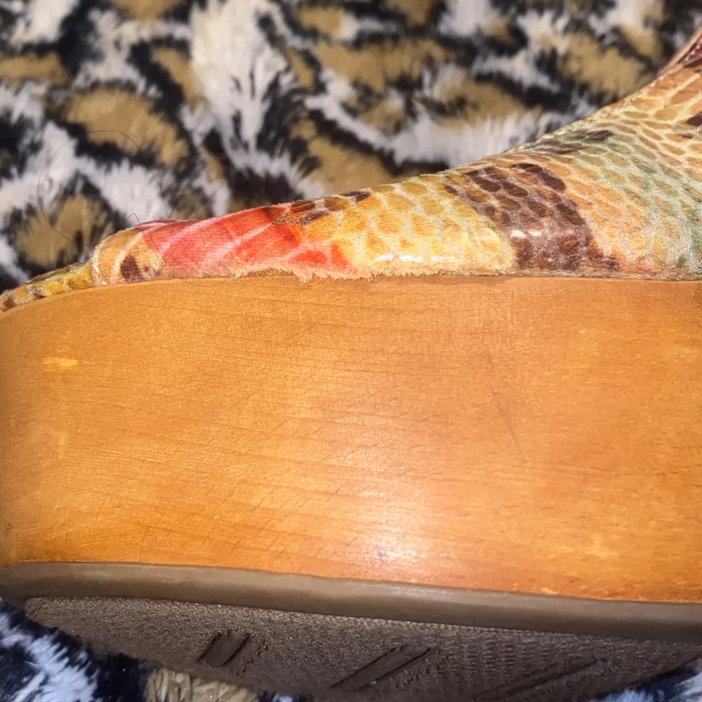 Zigi Soho Snake Print Peep Toe Wooden Platforms - Image 9