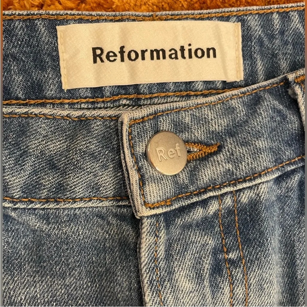 Reformation Retooled Denim Mini Jean Skirt Salton Wash Distressed Size 29 - Image 4