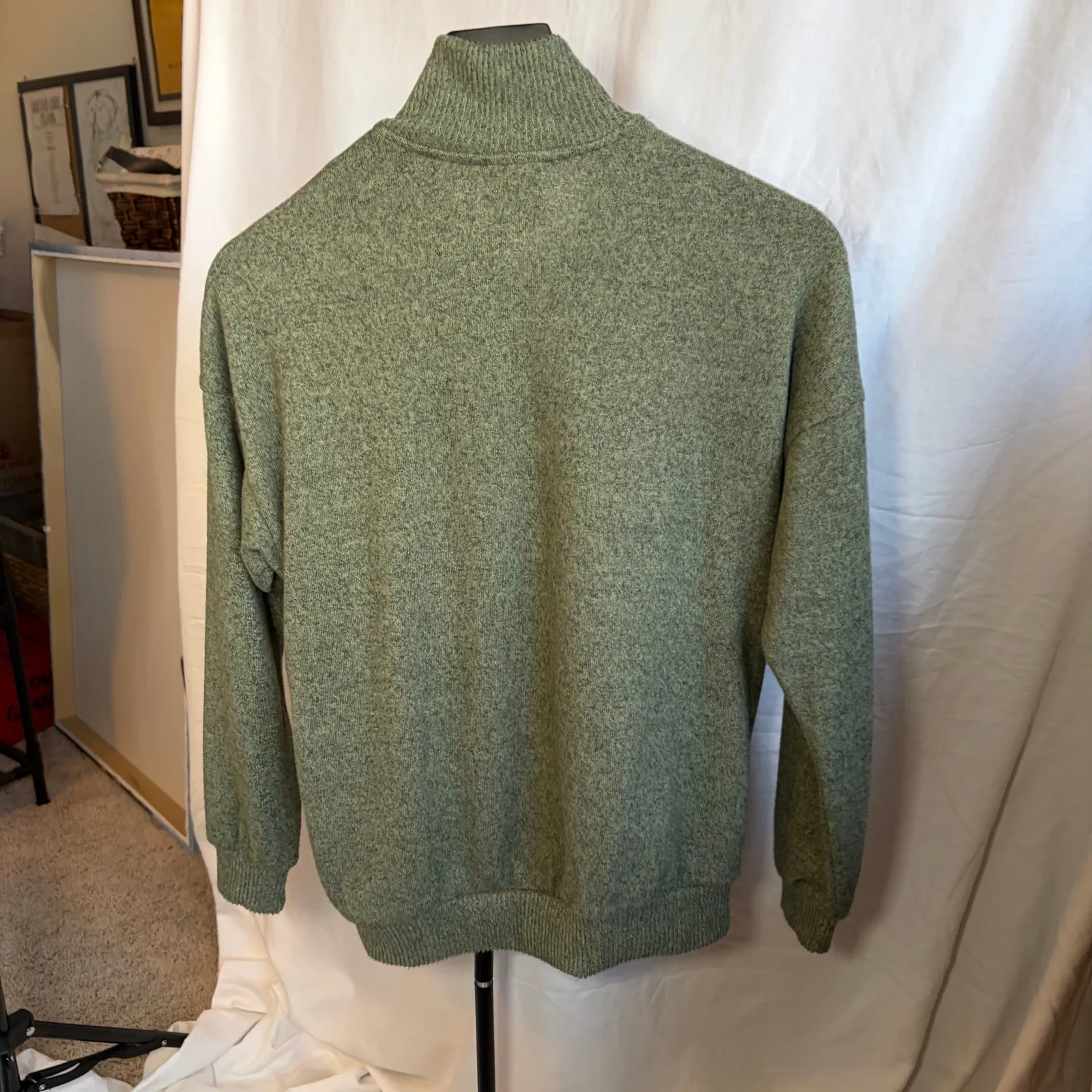 Janet Chung green quarter zip sweater. M Mock neck front pocket 3/4 sleeve. Soft - Image 6