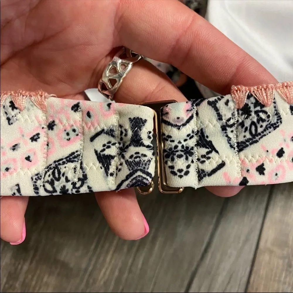 ✨VS Pink Green Aztec Shell Bikini Top✨ - Image 7