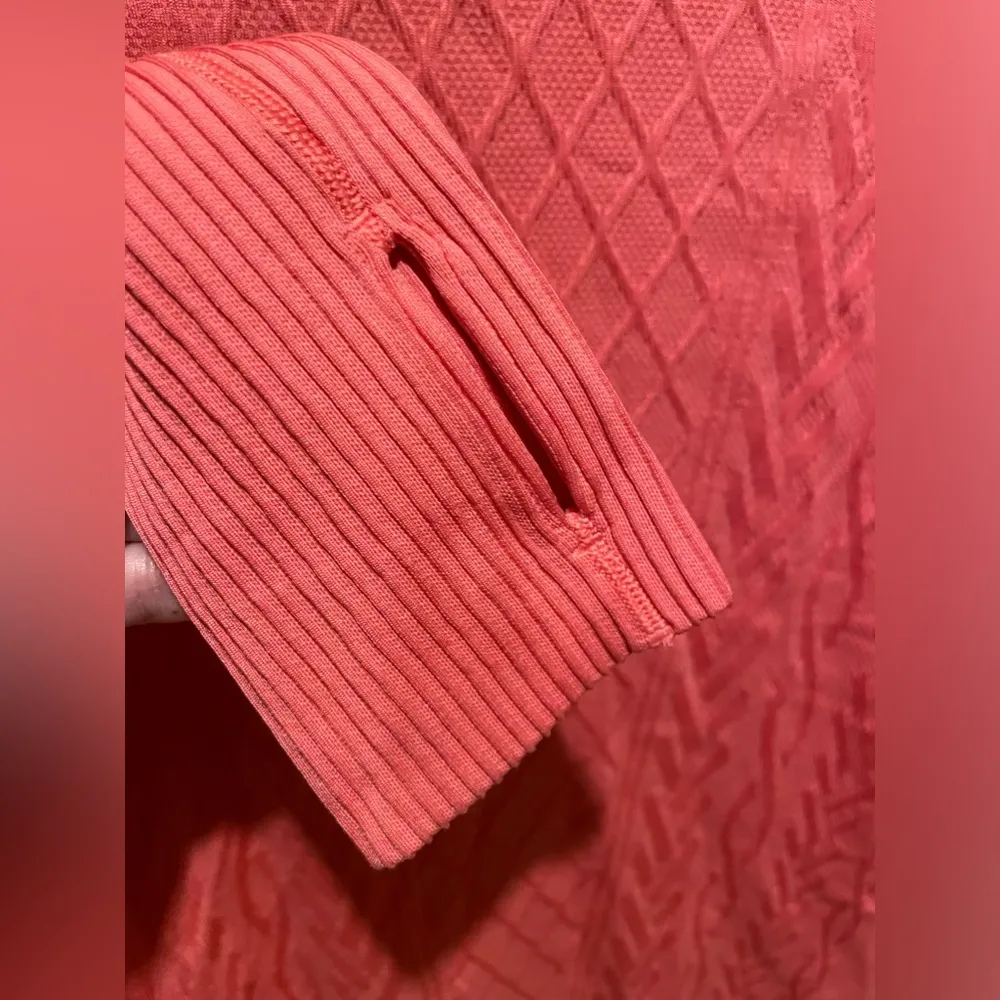 Lululemon Rest Less Pull Over Sweater Coral Color Size 6 - Image 7