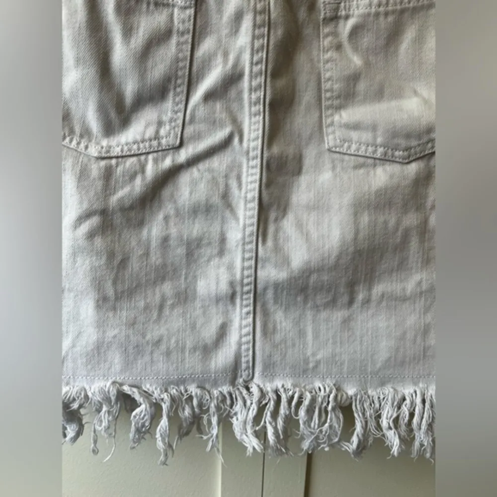 Anthropologie Pilcro & The Letterpress Button White Denim Jean Skirt Sz 0 Petite - Image 13