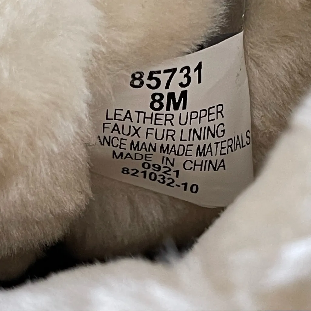 Minnetonka Callahan Suede Boots Sherpa Lining Women’s Size 8 Water Resistant - Image 11