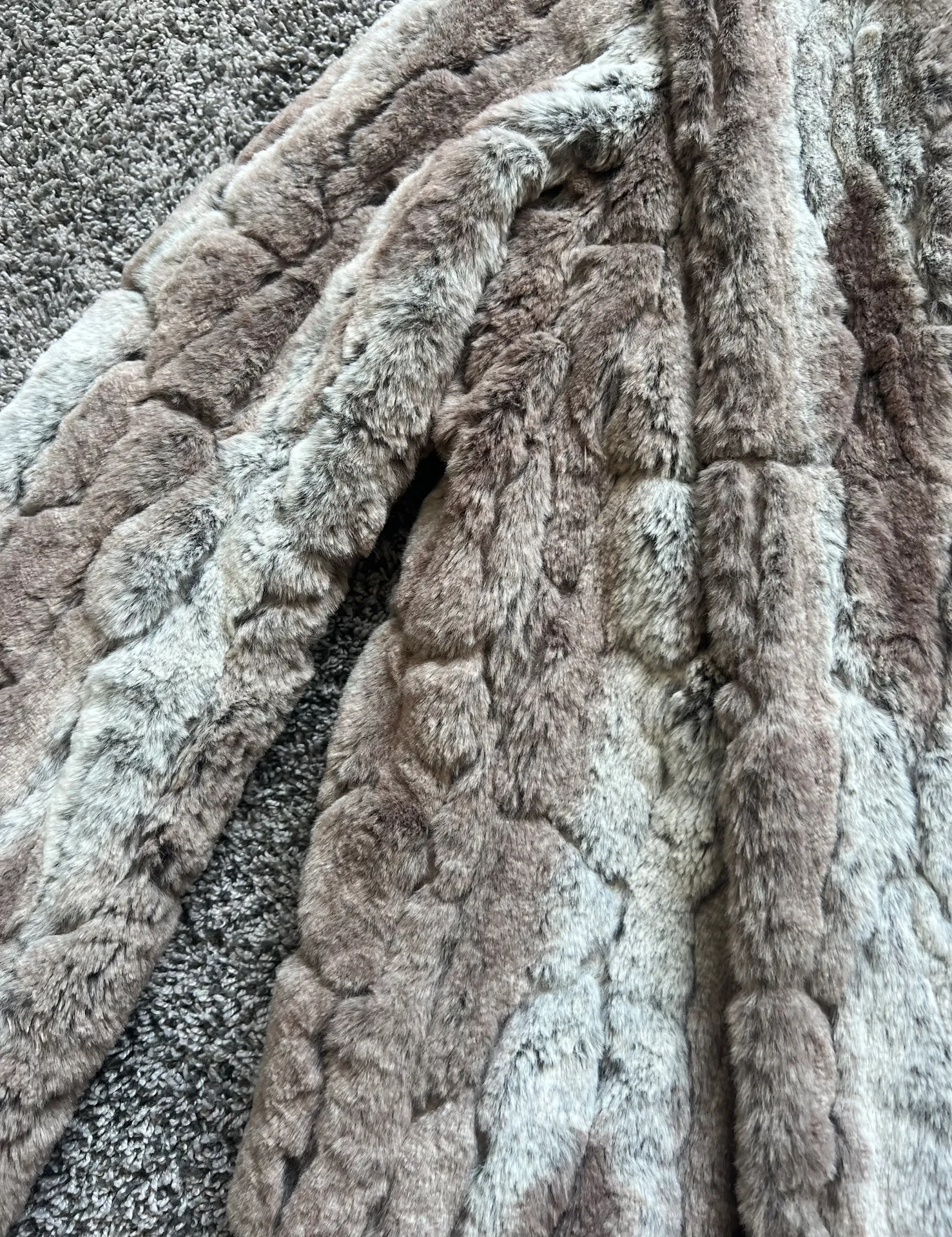 Olivaceous Faux Fur Jacket - Image 5