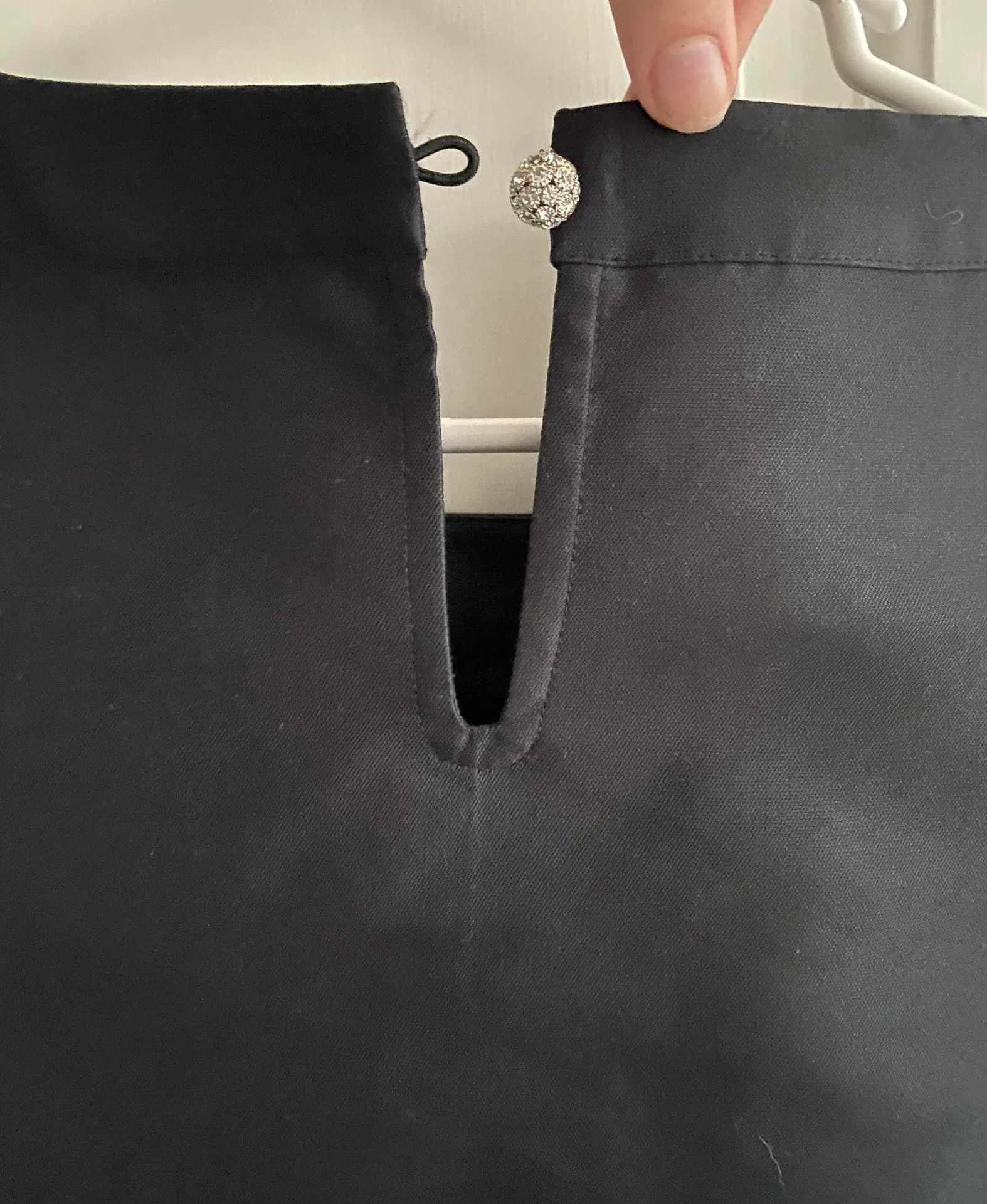 Vineyard Vines Black Top - Image 3