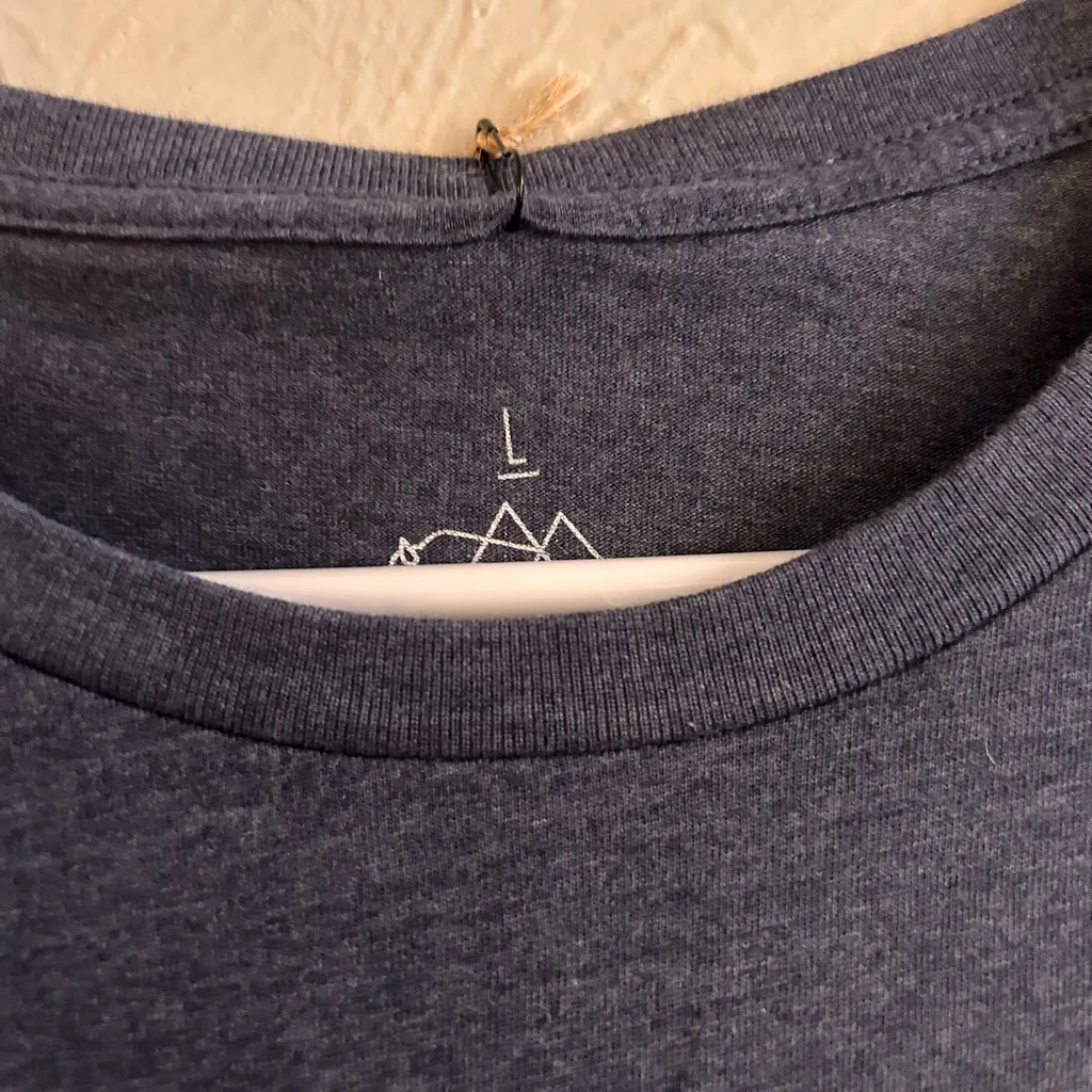 Wild Tribute Maximus the Colorado Mountain Dog T - Image 7