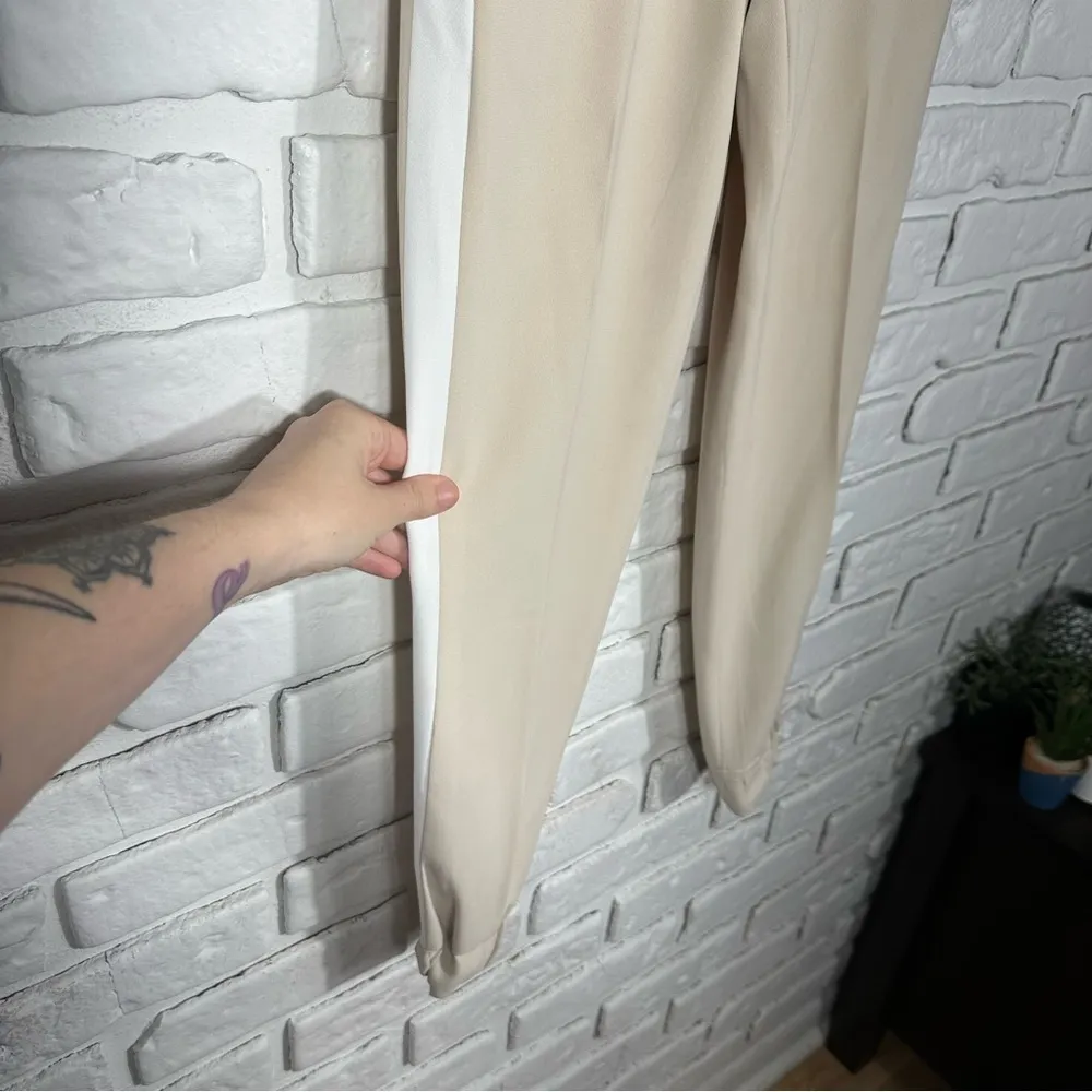 Alice and Olivia Pete Jogger Pants - Image 11