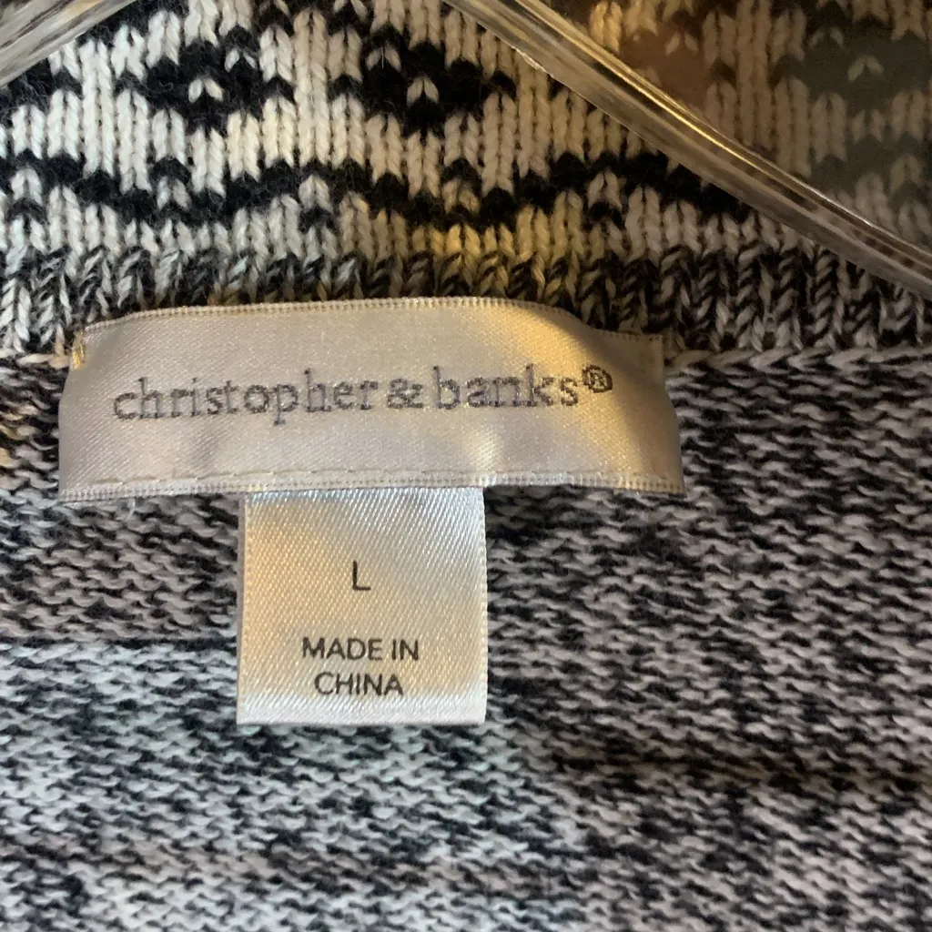 100% Cotton Black Knit Cardigan with Tooth-Like Button Size L - Image 3