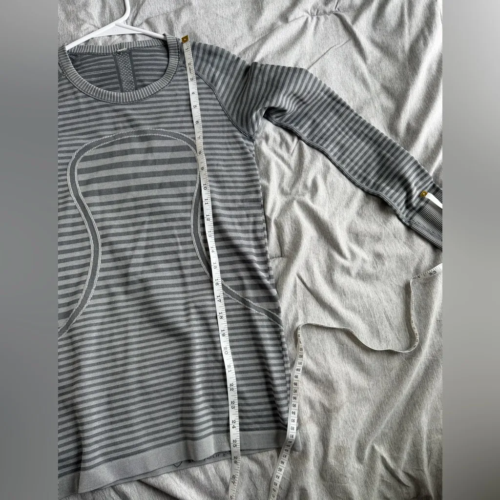 Lululemon Women's Size 6 Swiftly Tech Long Sleeve Crew Heathered Slate Gray - Image 6