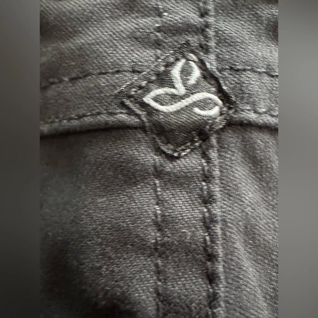 Prana Black outdoor hiking activewear pant. Size 6/27” inseam - Image 5