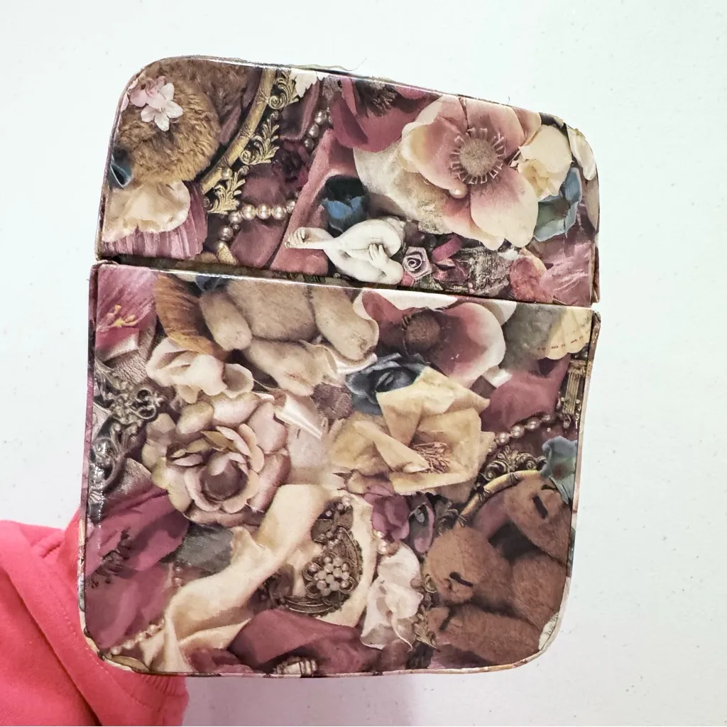 Vintage 90’s Floral Teddy Bear Print Box/Handbag w/latch Pink - Image 6