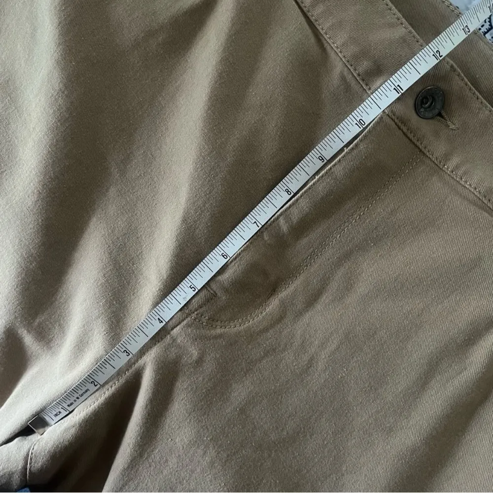 LL Bean Classic Fit Tan Stretch Pants Size 16 - Image 6