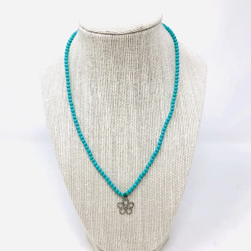 Sterling Silver  daisy with blue beads necklace - Image 3