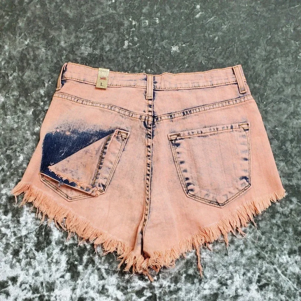 Vibrant M.I.U. Distressed Coral Cutoff Shorts Pink Size undefined - Image 7