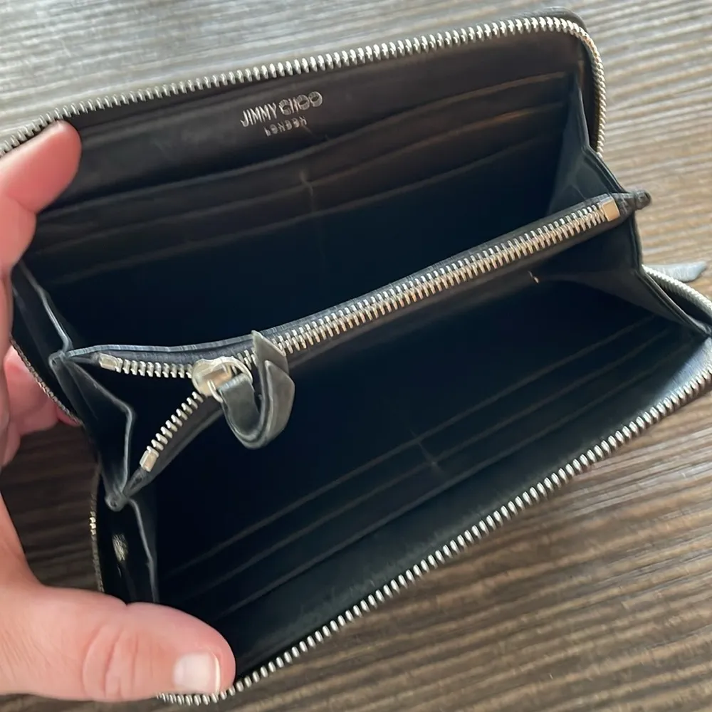 Jimmy Choo Star Studded Leather Wallet - Image 9