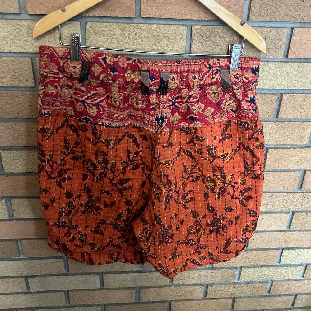 Free People  Dakota Skies Kanthi Camo Quilted Boho Shorts Size Large - Image 4