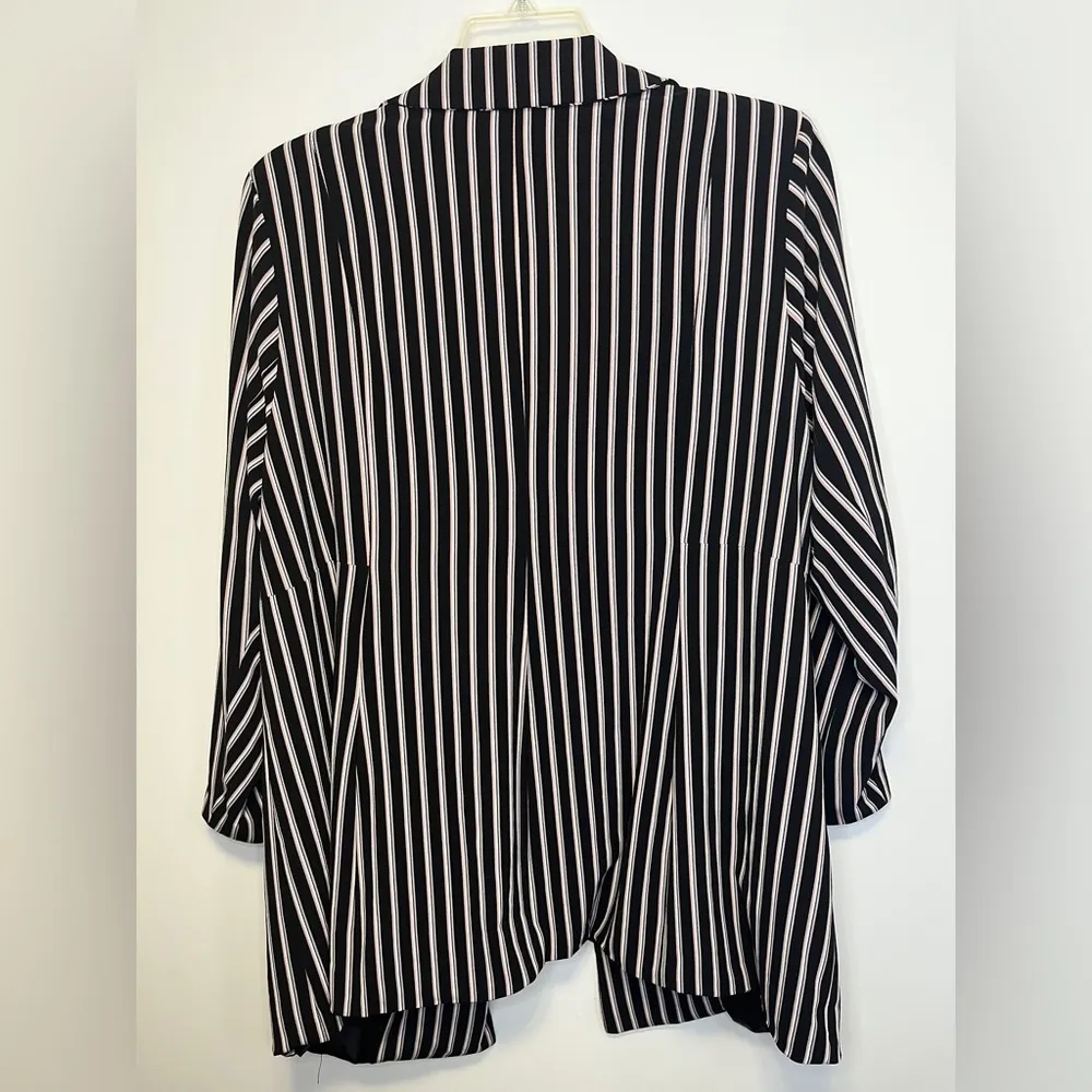 Torrid Studio Crepe Longline Blazer Fully Lined Stripped Sz 3 - Image 14
