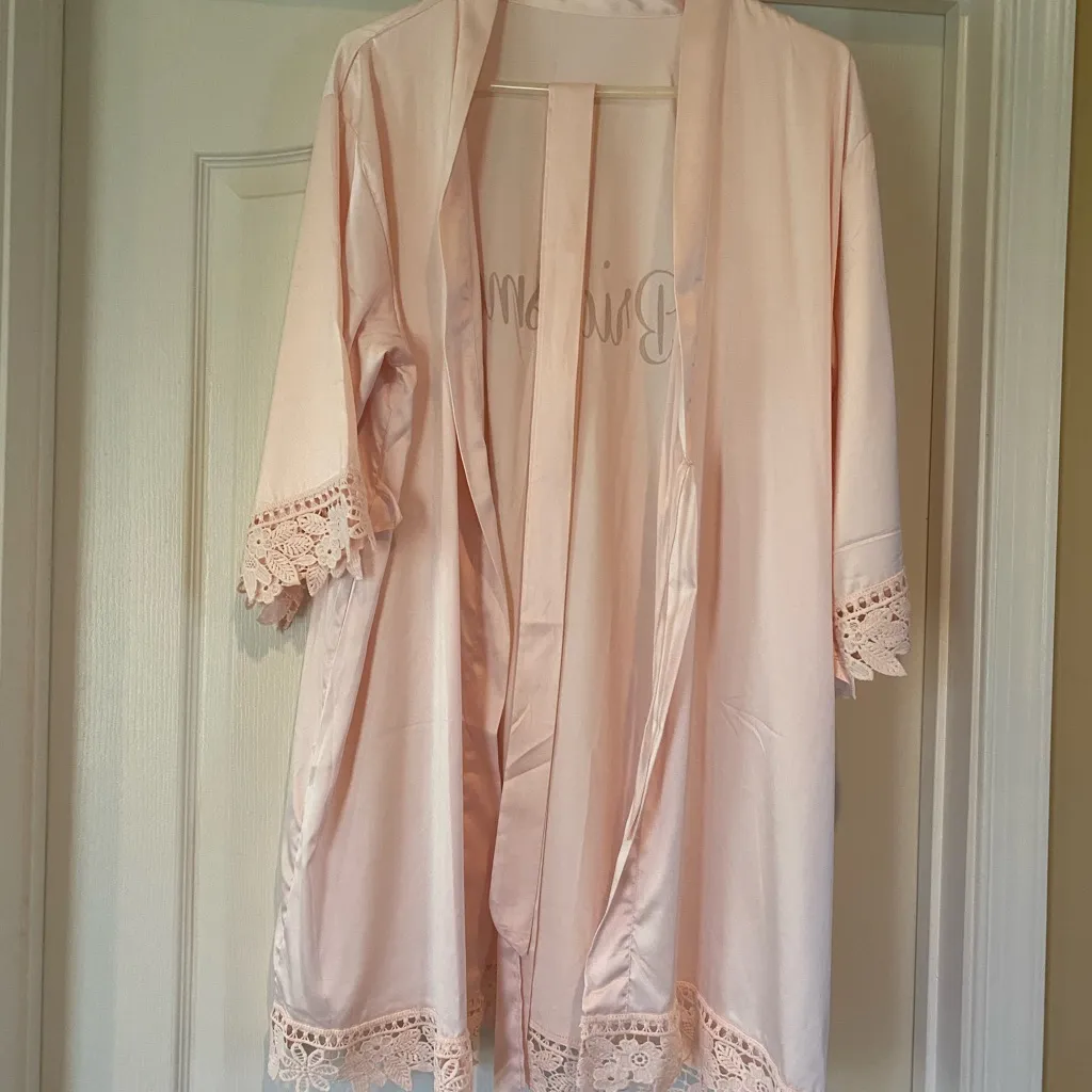 Satin Bridesmaid Soft Pink Bridal Party Robe Size undefined - Image 9