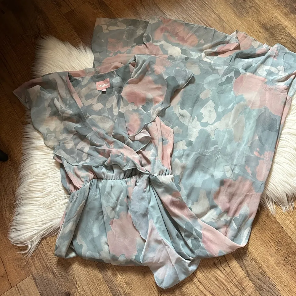 SHOW ME YOUR MUMU Jess Ruffled Midi Dress In Sage I Do Floral - Image 2