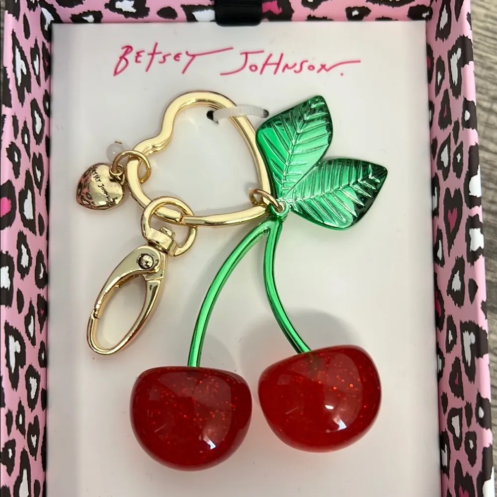 Betsey Johnson 🍒🌸 Cherry Bag Charm Green Leaves 🍃 - Image 4