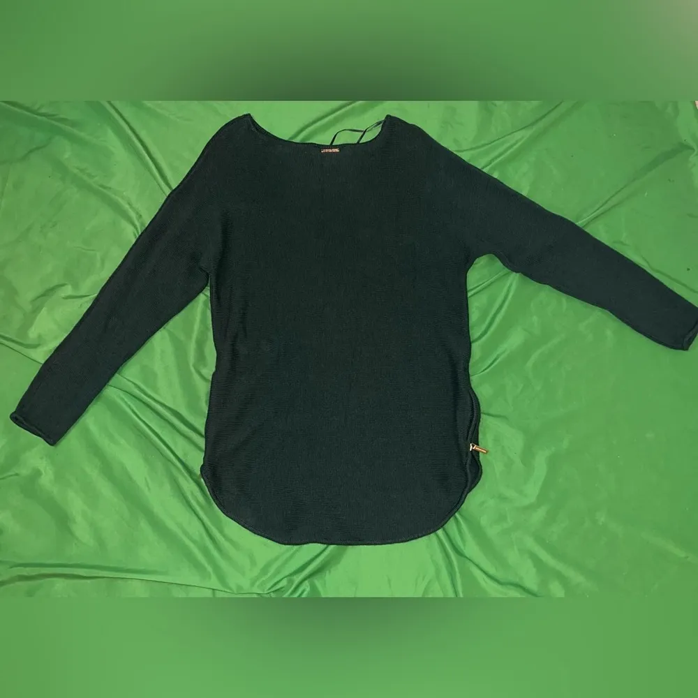 Michael by Michael Kors Green Long Sleeve Sweater size Medium - Image 4
