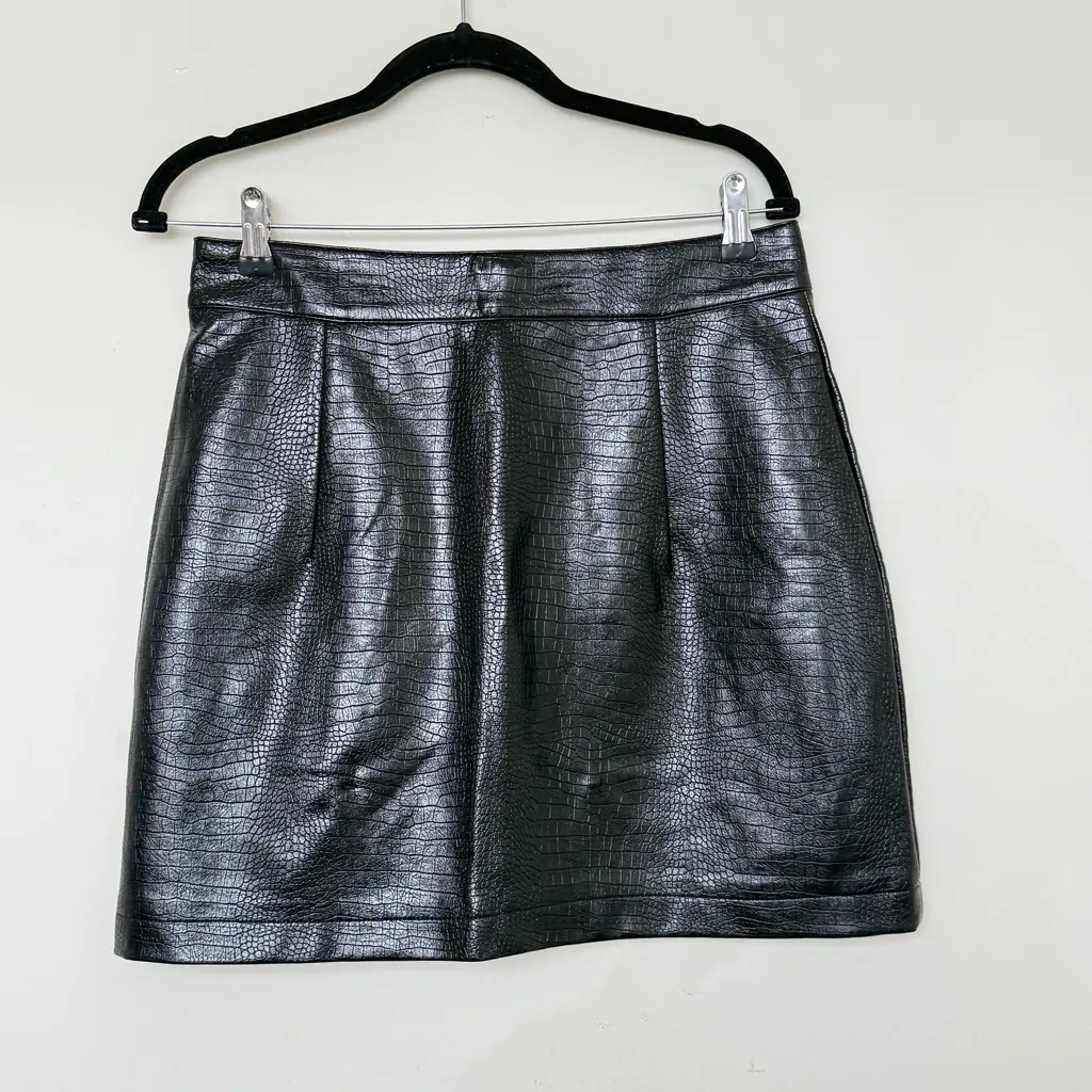 Topshop Croc Effect Faux Leather Zip Mini Skirt In Black - Image 3
