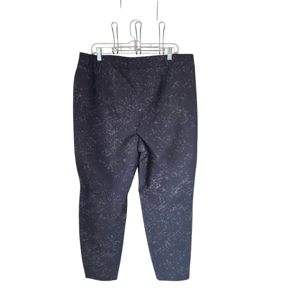 Lane Bryant Size 20 On The Go Ankle Pants Black Gray Pants Zippered Pock… - Image 4