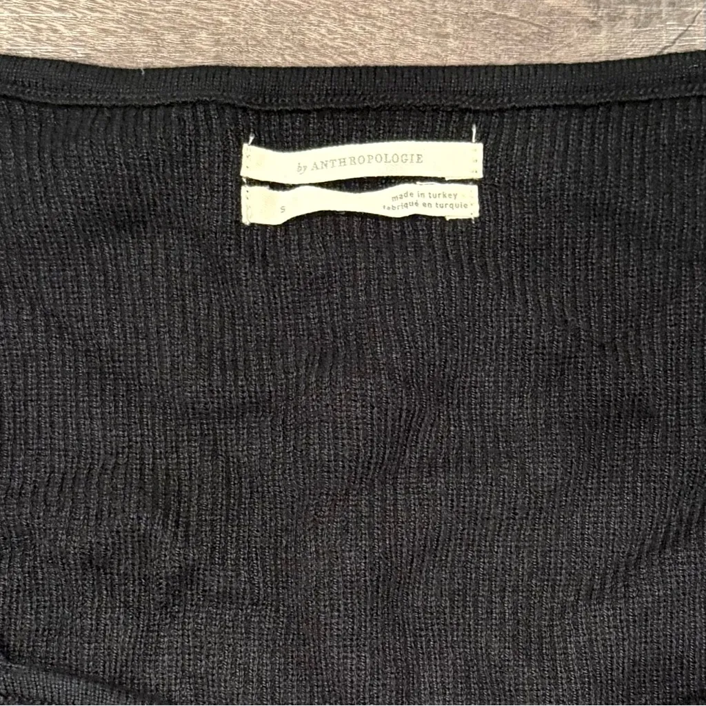 Anthropologie Classic Ribbed Black Sweater Top With Lace Sleeves Size Small - Image 2