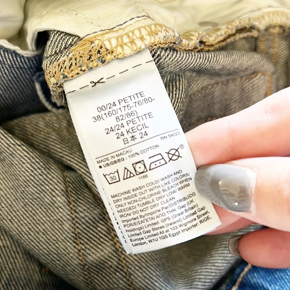 Gap Denim Cheeky Straight Destressed Destroyed Button Fly Jeans - Image 13