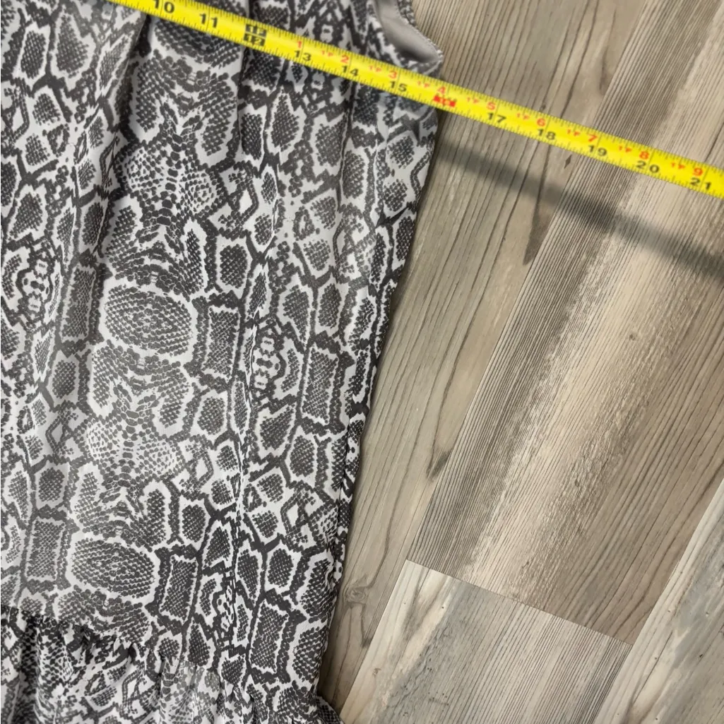 MSK Black and Gray Snake Skin Patterned Dress Size 6 - Image 6