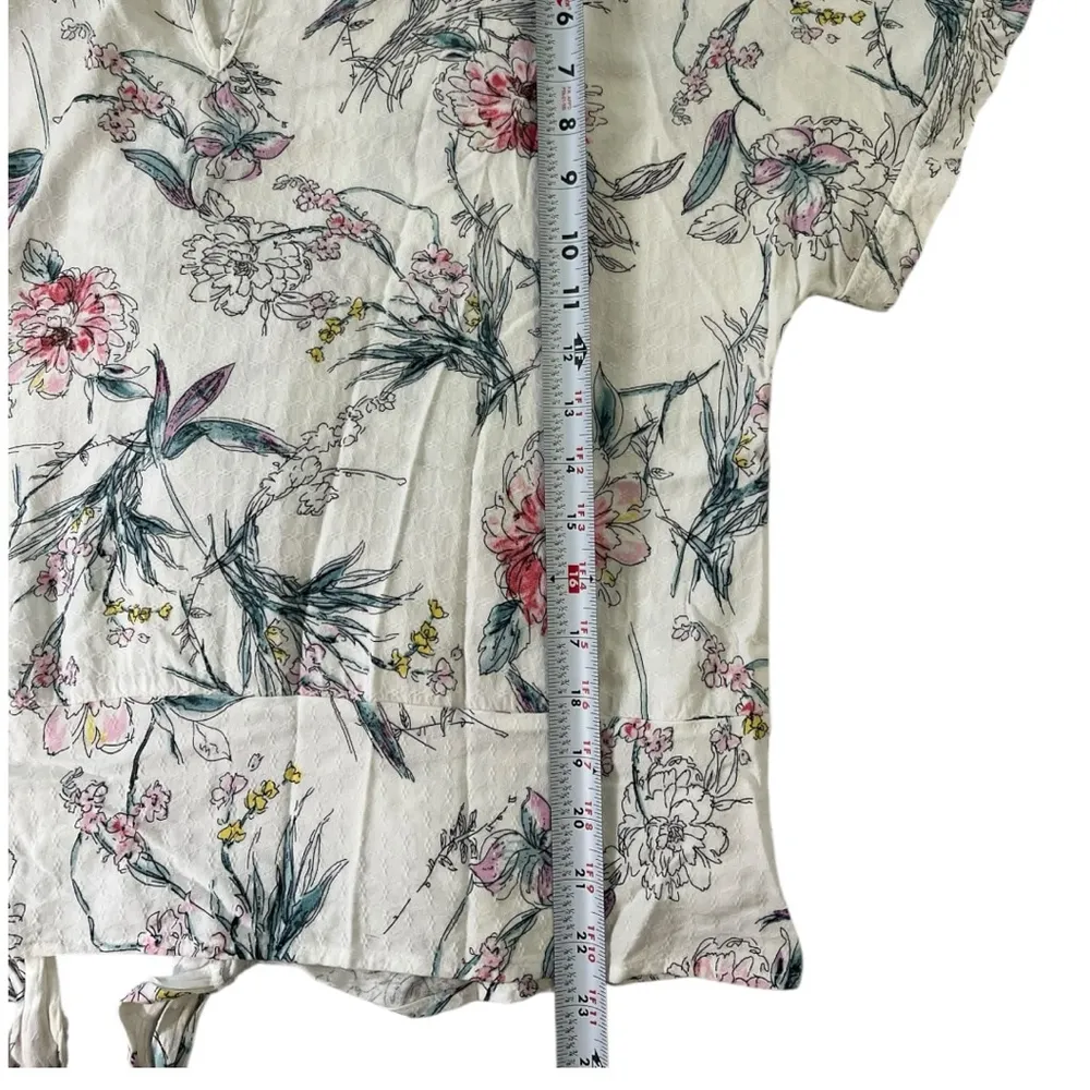 BUFFALO David Bitton Top Women Size Large Short Sleeve White Floral Front Tie - Image 3