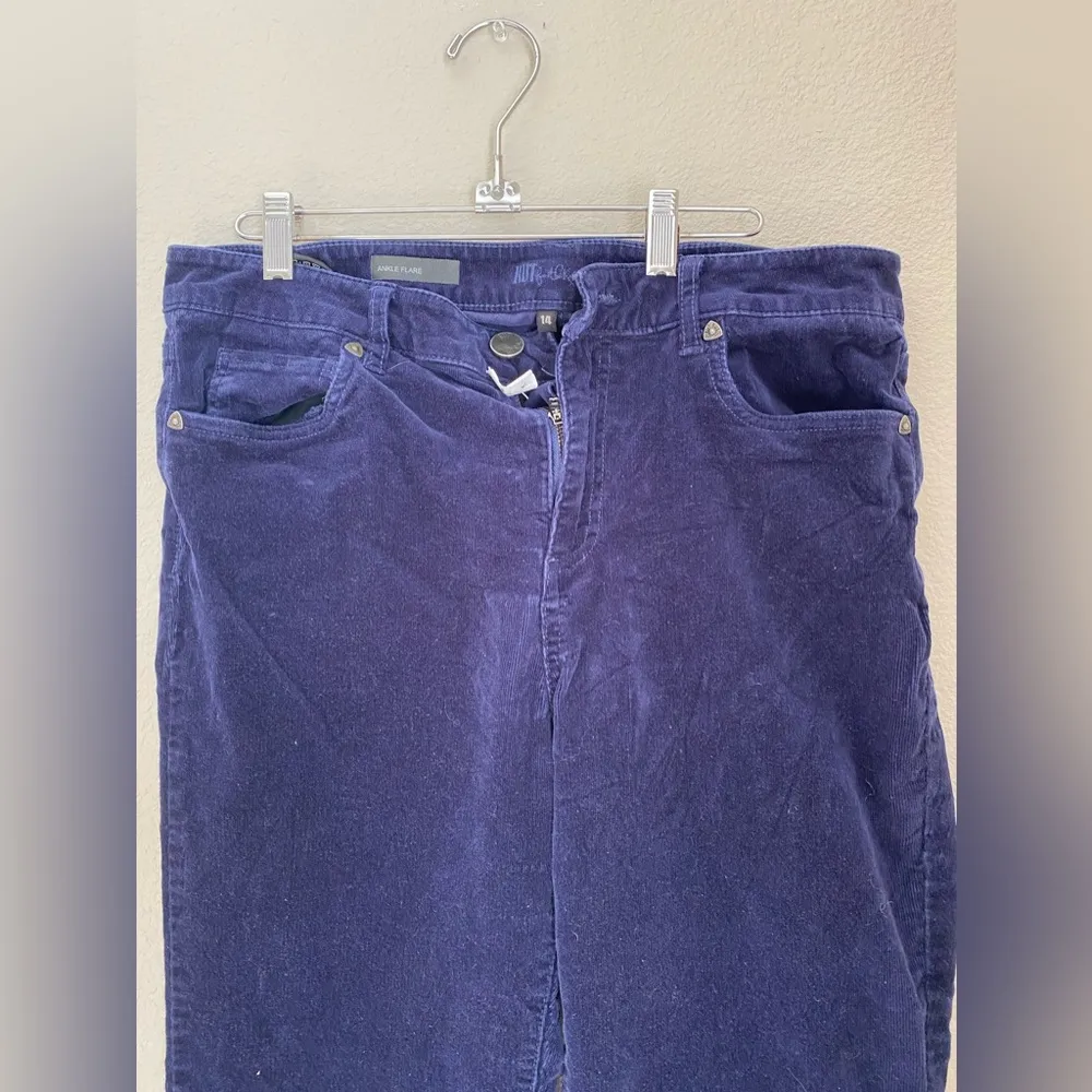Kut from the Kloth Navy Blue Corduroy High Rise Culotte Ankle Flare, Size 14 - Image 2