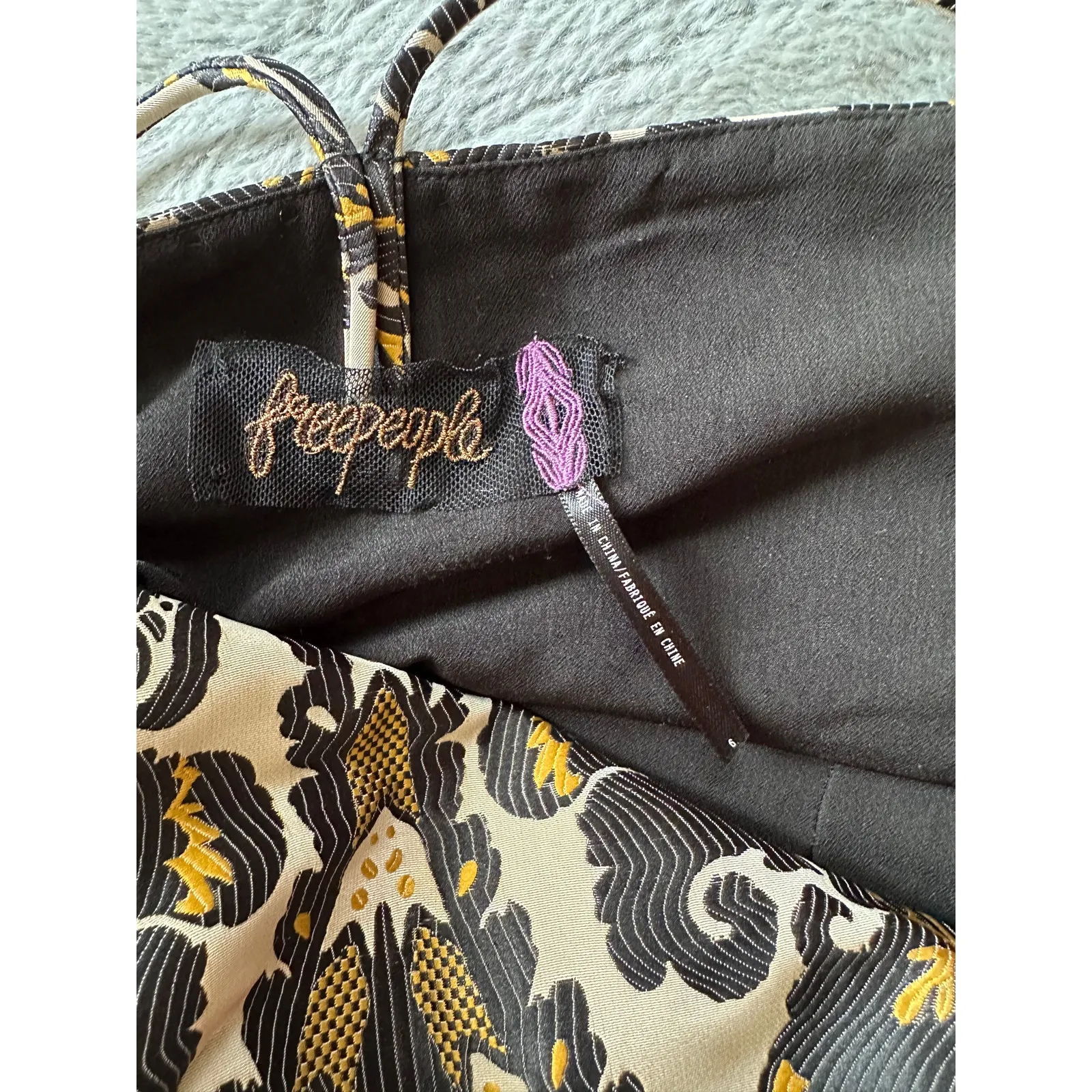 Free People Queen Of Hearts Gold Baroque Print Mini Dress‎ Size 6 Party Cocktail - Image 12