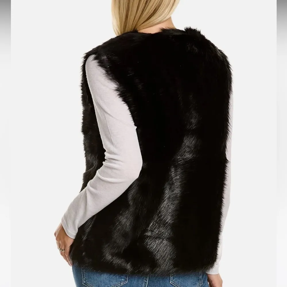 NWT St. John Fuzzy Vest - Image 3