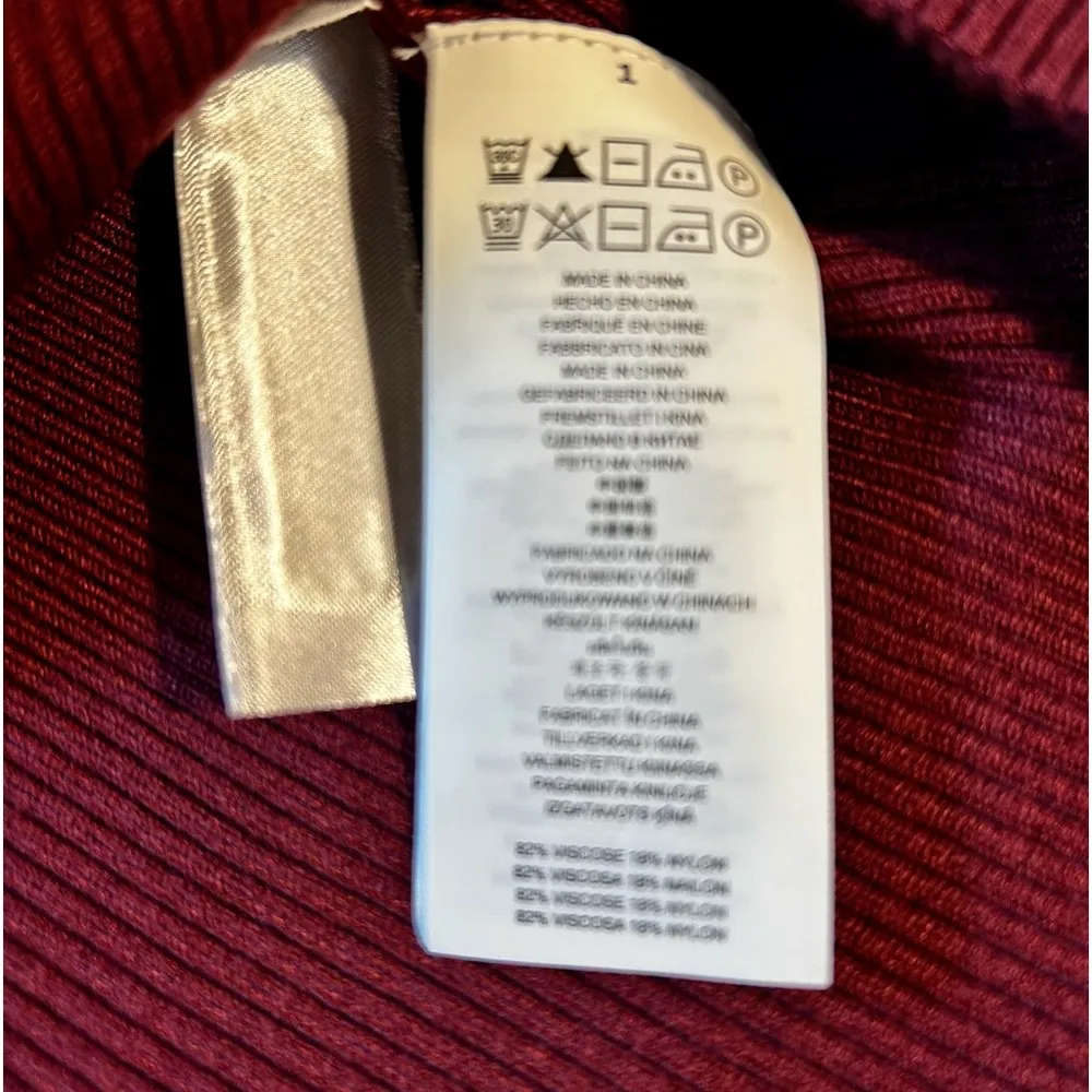 MICHAEL KORS Lace Front  Pull Over with Gold Tone Grommets NWOT Size M - Image 8