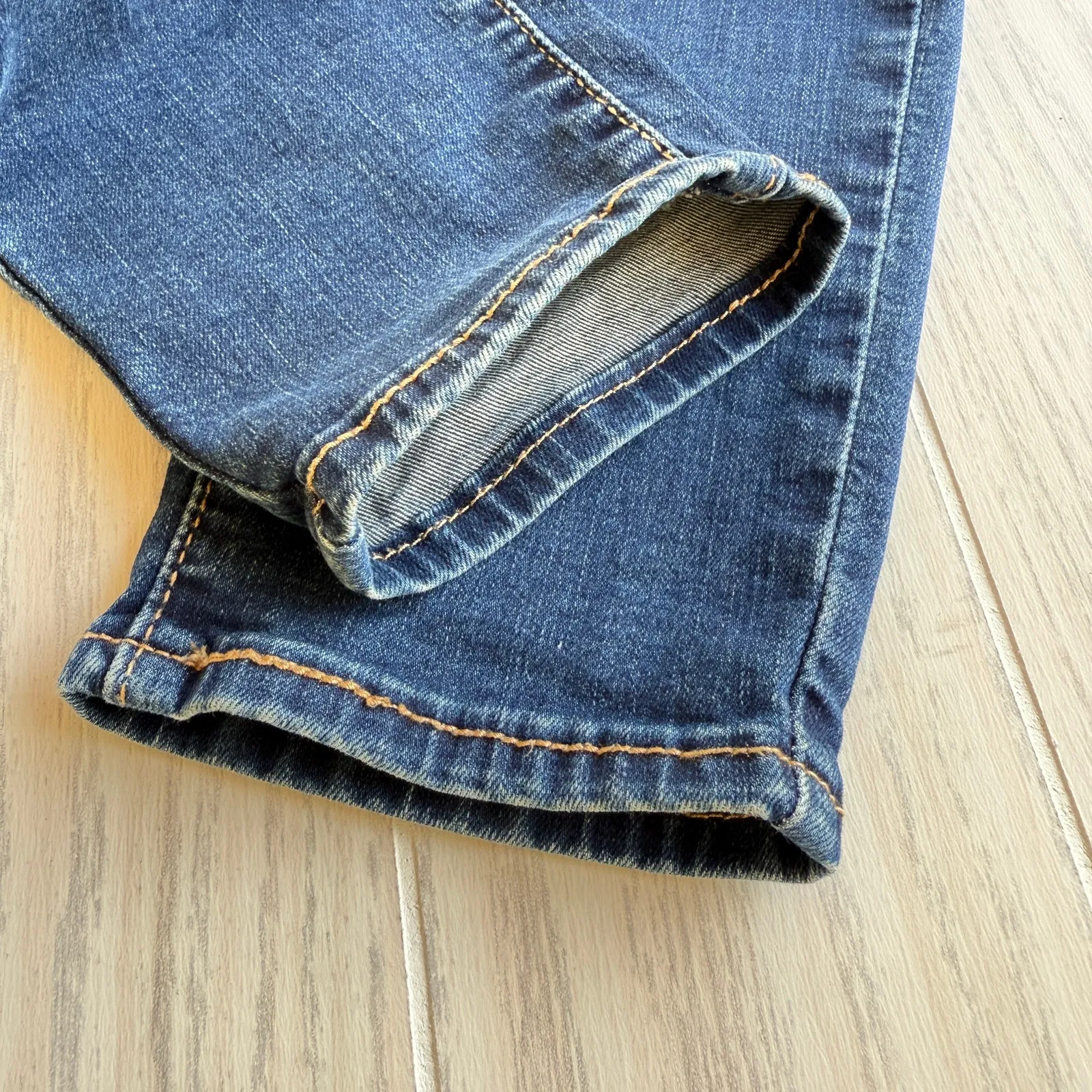 Levi’s Denizen Women’s 4S 27x28 High Rise Skinny Denim Shorts Blue - Image 8