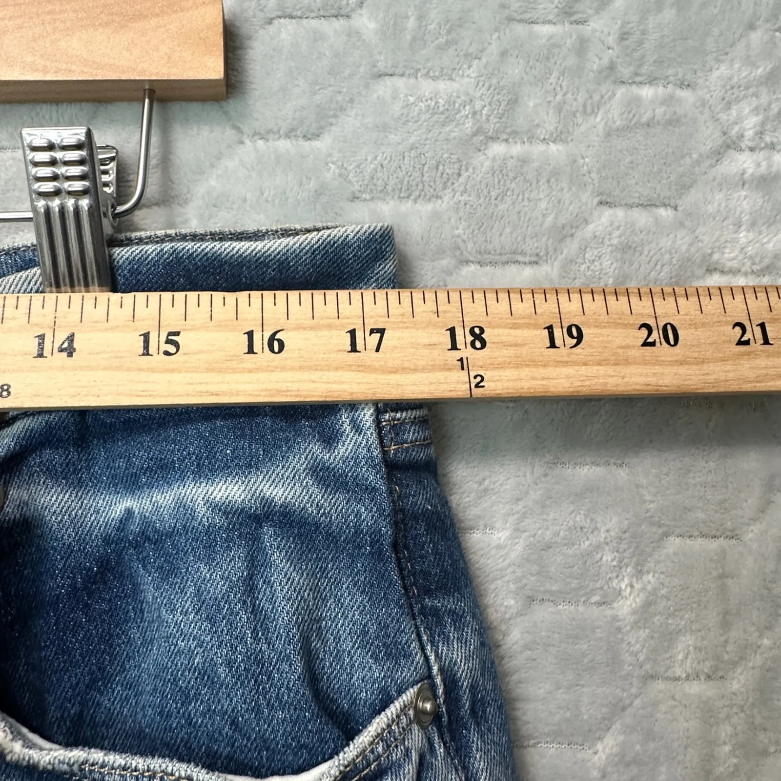 Good American Womens Good Curve Straight Jeans 14/32 Clean Girl Raw Hem - Image 7