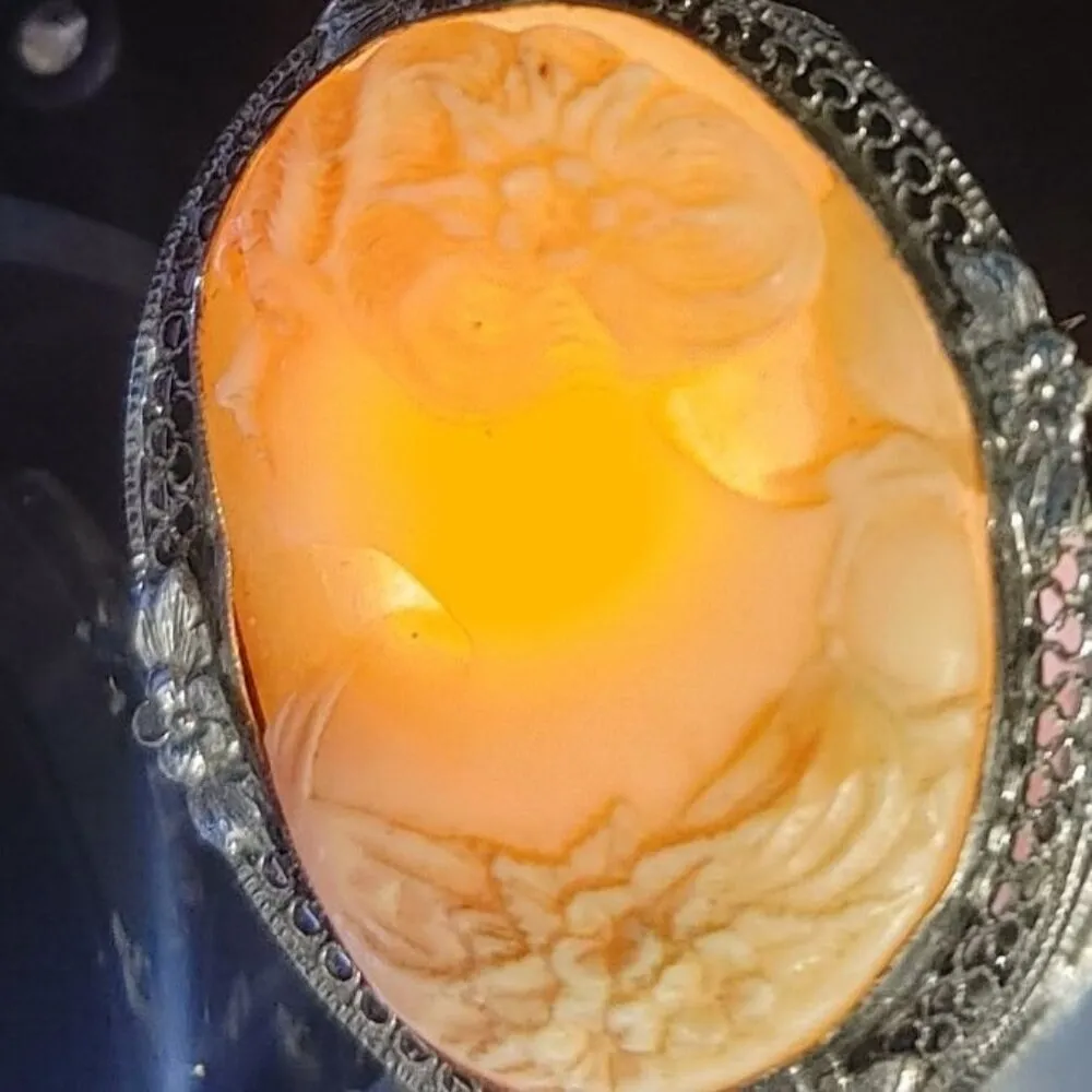 Left Facing Cameo Floral Brooch Pin Antique Carved Shell Silver Tone Filigree White - Image 11