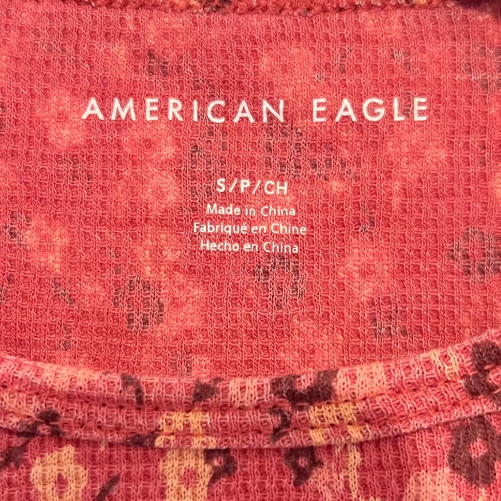 AMERICAN EAGLE Women’s Red Ditsy Floral Print Waffle Knit Short Sleeve Crop Top - Image 3