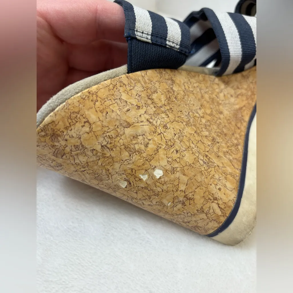 Sketchers Women’s Casual Summer Strappy Striped Blue & White Wedge Heels Size 8 - Image 6