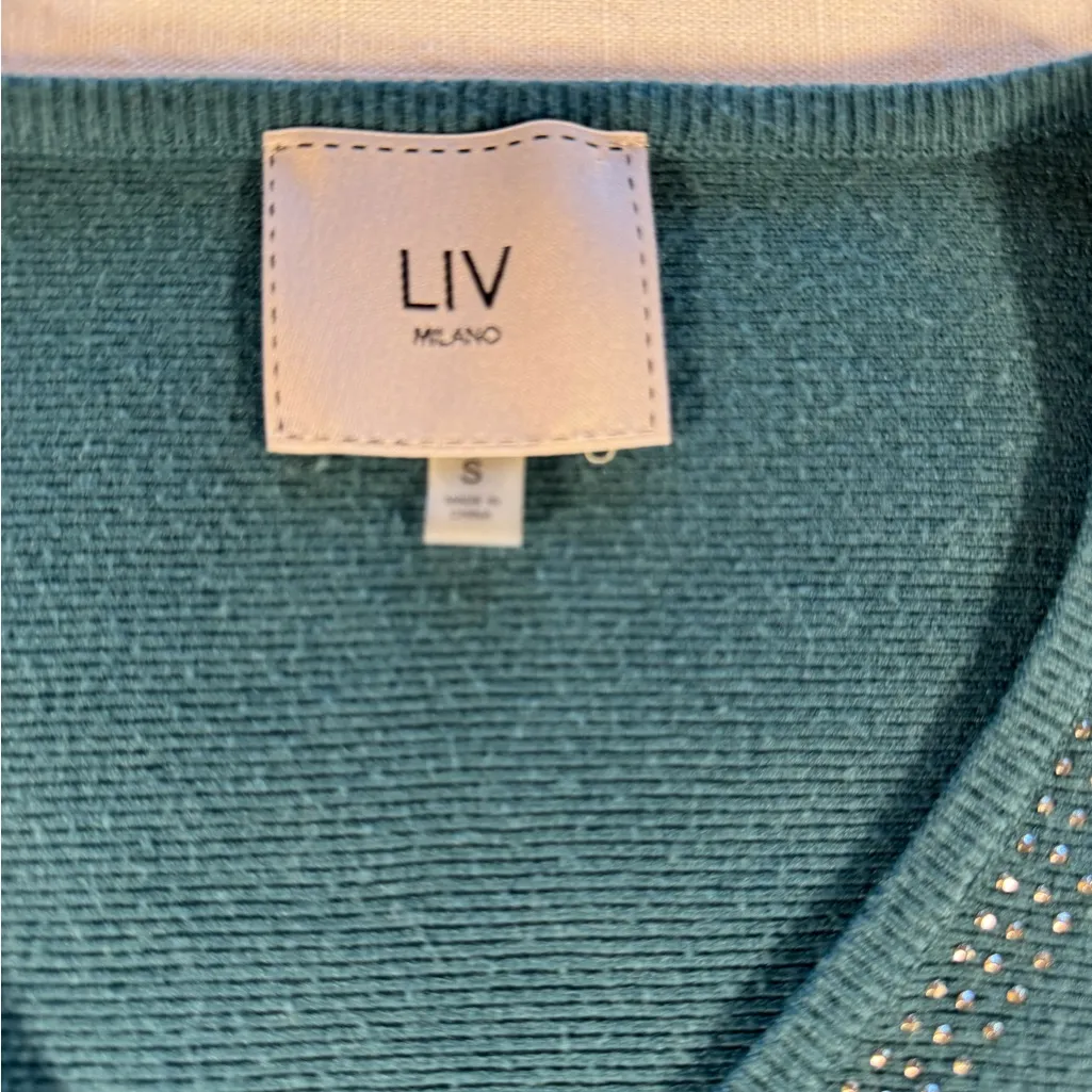 LIV Women's V - Image 2