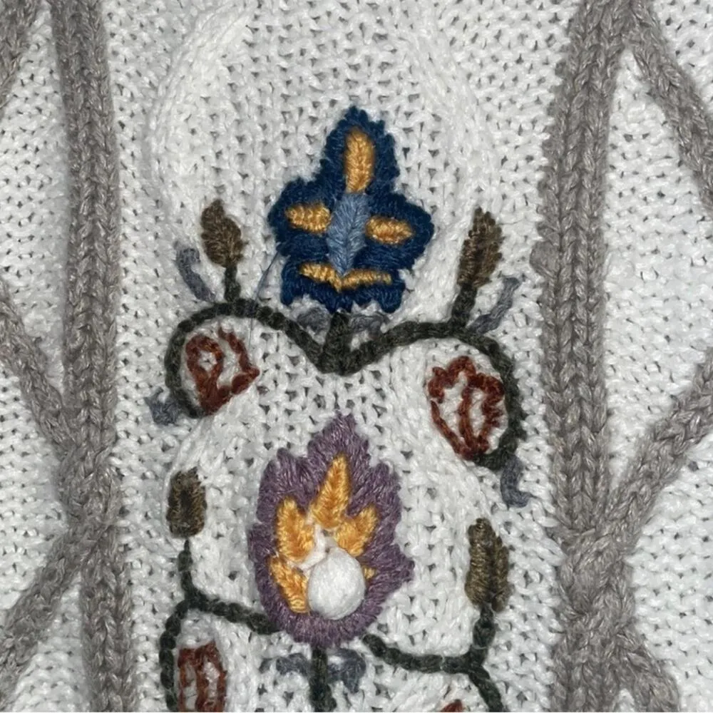 Vintage Huntington Ridge Cable Knit Sweater Embroidered Grannycore Academia White Size M - Image 4