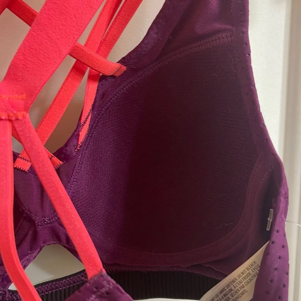Victoria’s Secret Strappy Sports Bra Victoria Sport 32B - Image 15